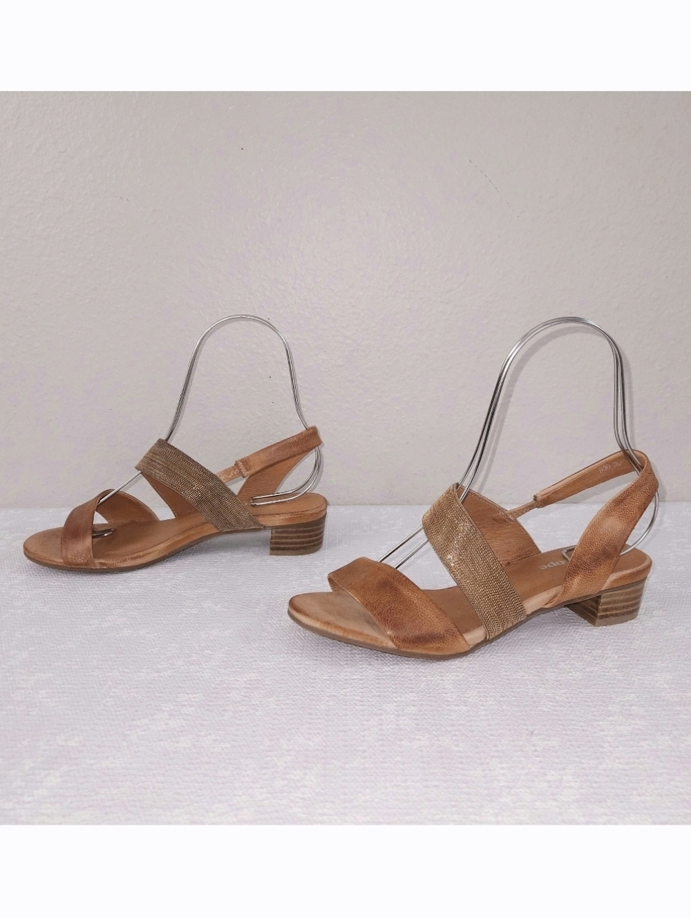 New! ANTELOPE Slingback Sandals Brown Metallic Gold Strappy Pumps
